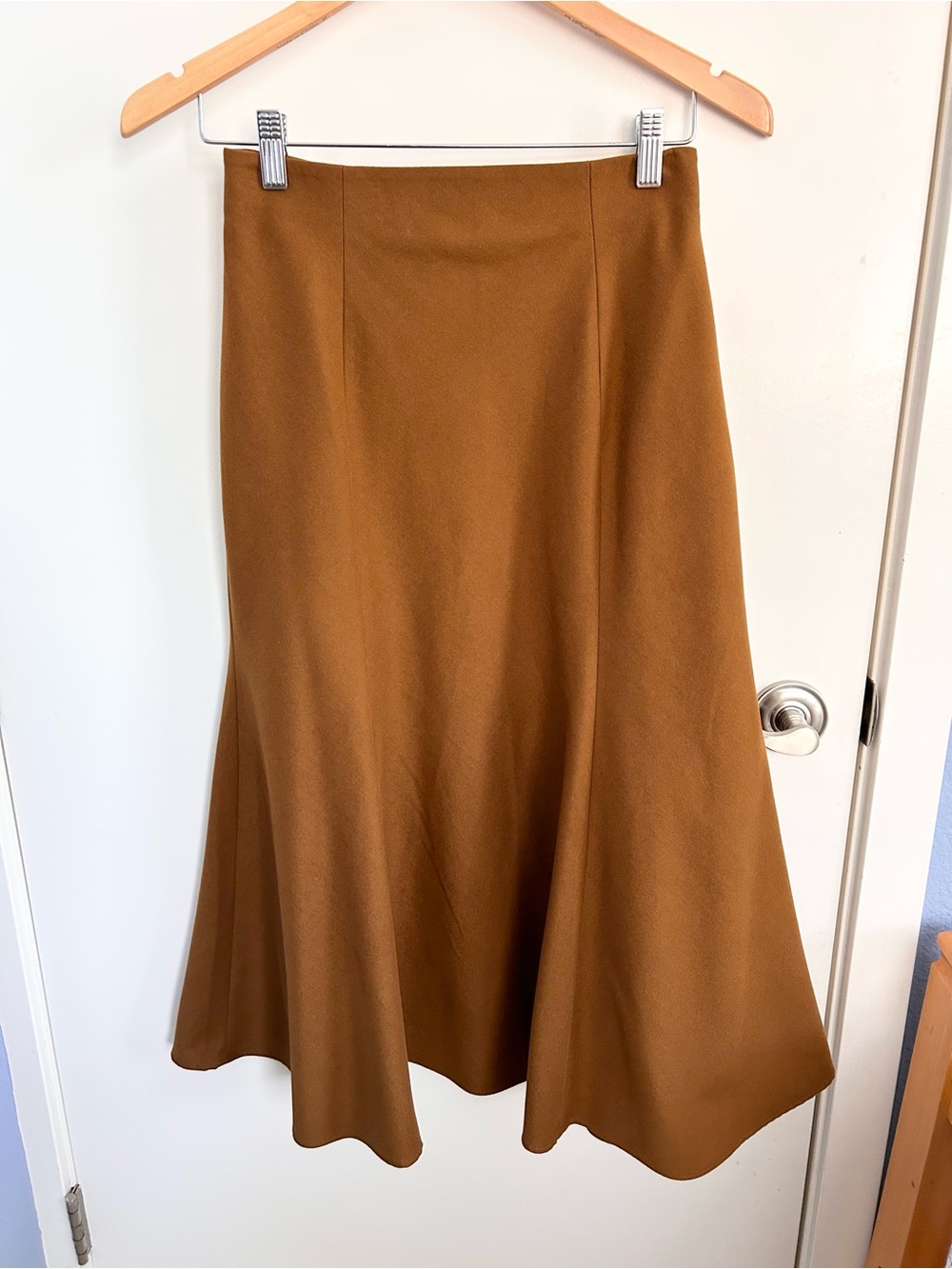 Uniqlo Flare Midi Skirt Musto A-Line High Waist Lined Size 2 Minimalist - Picture 3 of 10